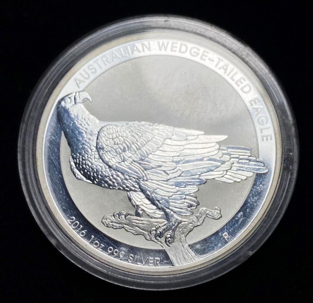 1 oz Fine Silver 2015 Australian Wedge-Tailed Eagle (1 of 2)