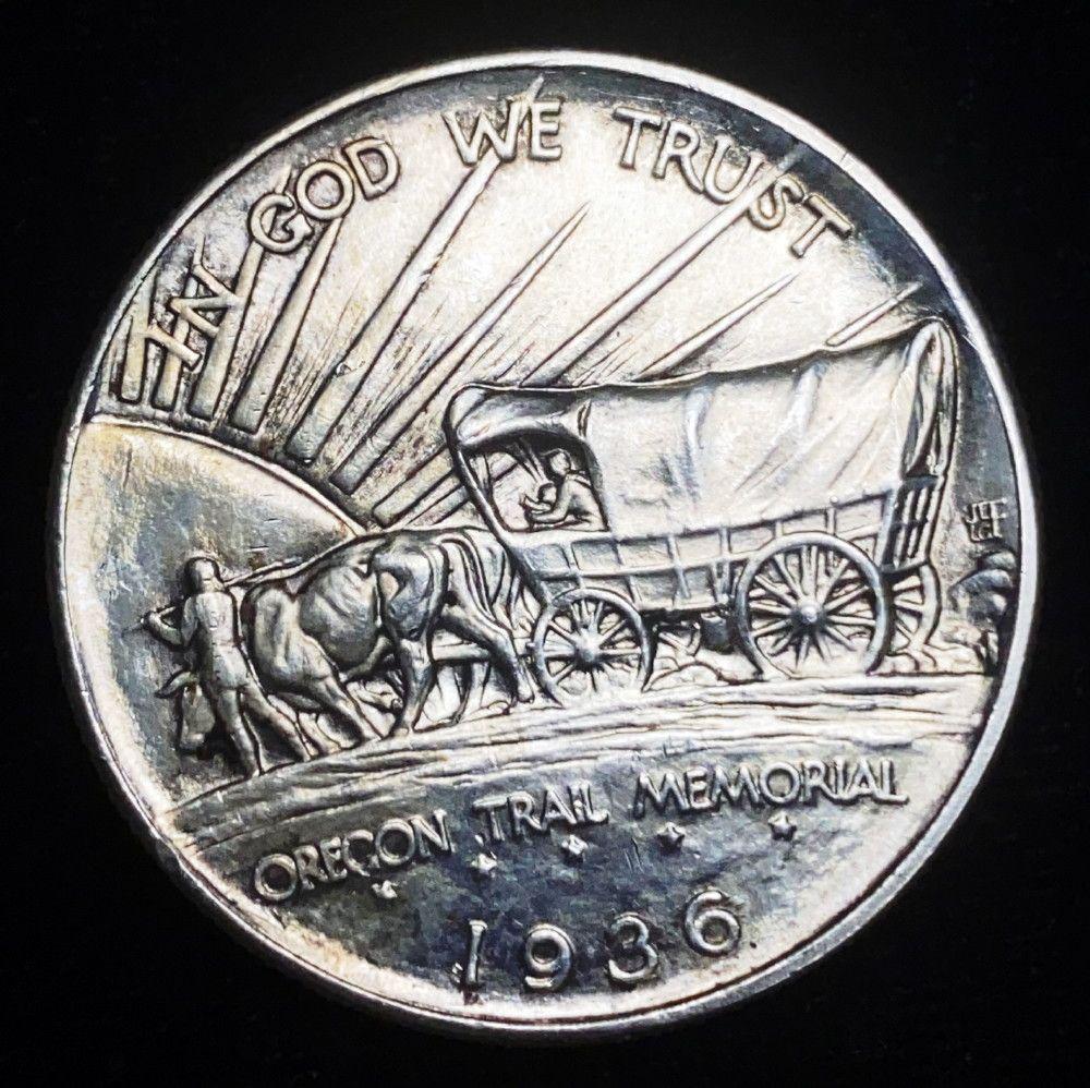 1936 Oregon Trail 50 Cent Commemorative Mint Condition (1 of 2)
