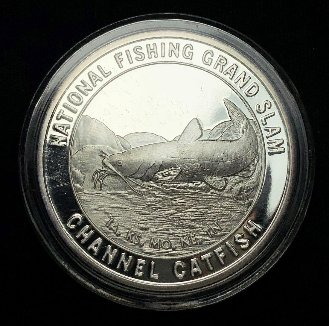 Fishing 1 oz .999 Silver Channel Catfish (1 of 4)