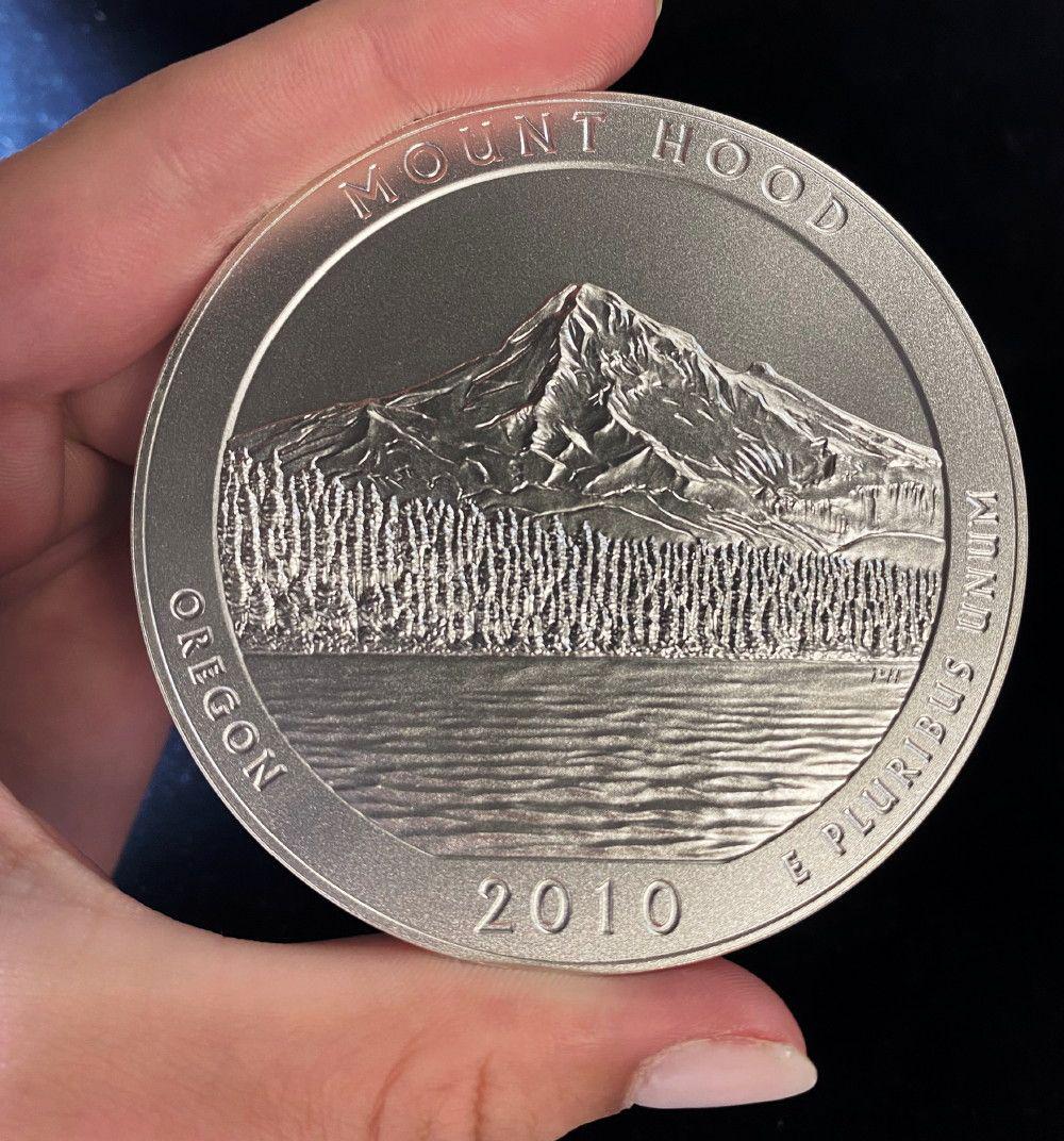 ATB 5 oz. Silver Collector Coin 2010 Mount Hood (1 of 5)