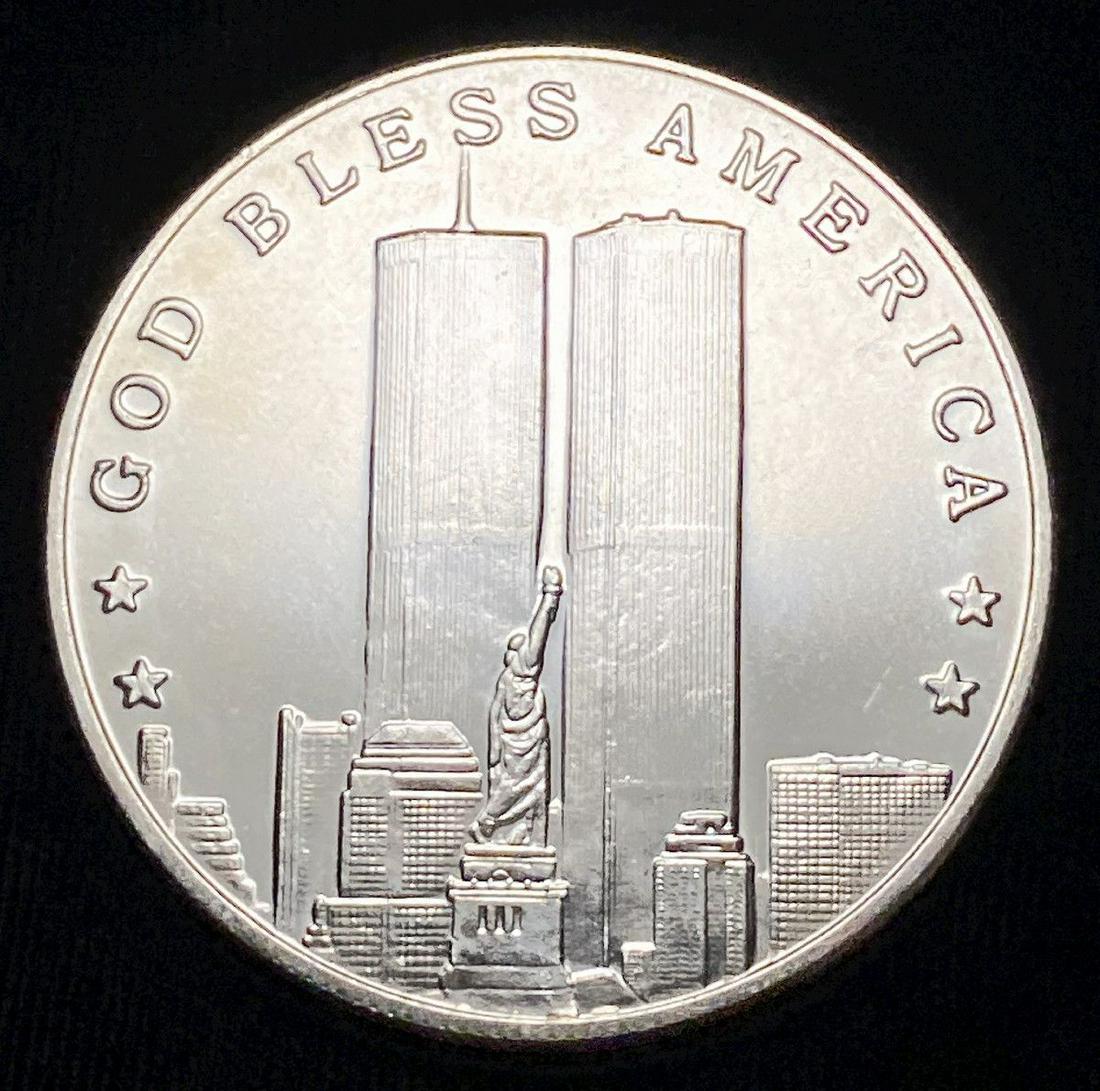 God Bless America Twin Towers 1 oz .999 Fine Silver (1 of 2)