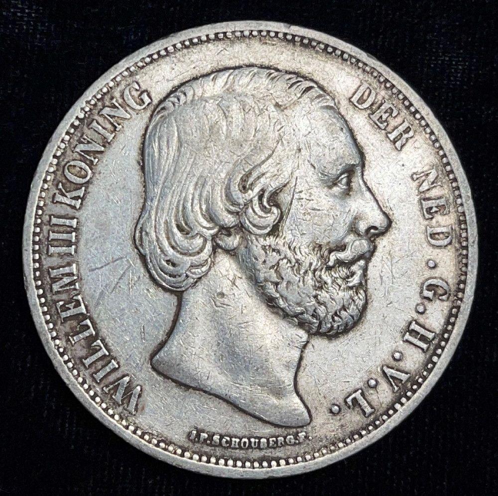 1868 Netherlands King Willem III 2.5 Gulden 94.5% (1 of 2)