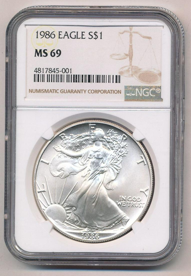 1986 American Silver Eagle NGC MS69 (1 of 2)