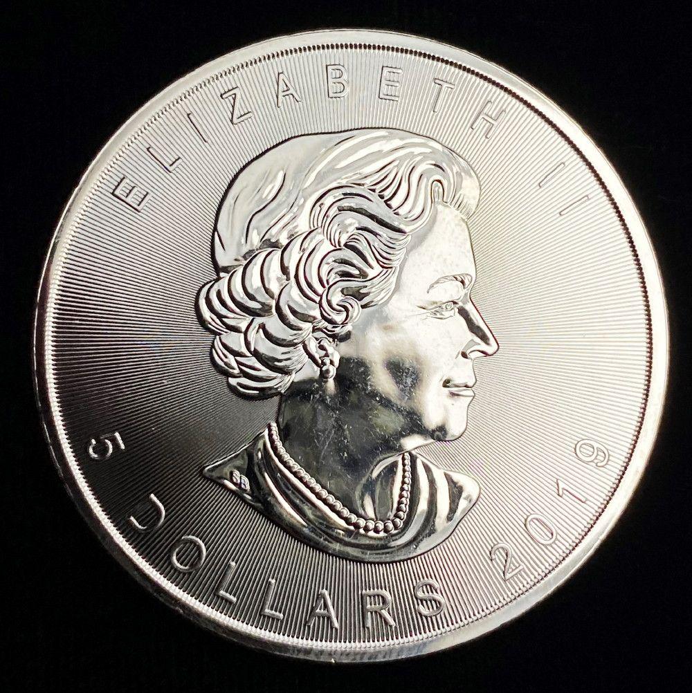 2019 Canada $5 Maple Leaf 1 oz Silver (1 of 2)