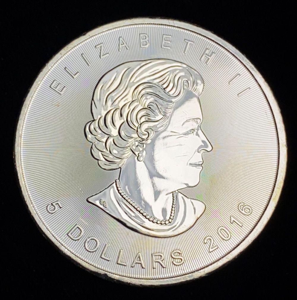 2016 $5 Canadian Silver Maple Leaf (1 of 2)
