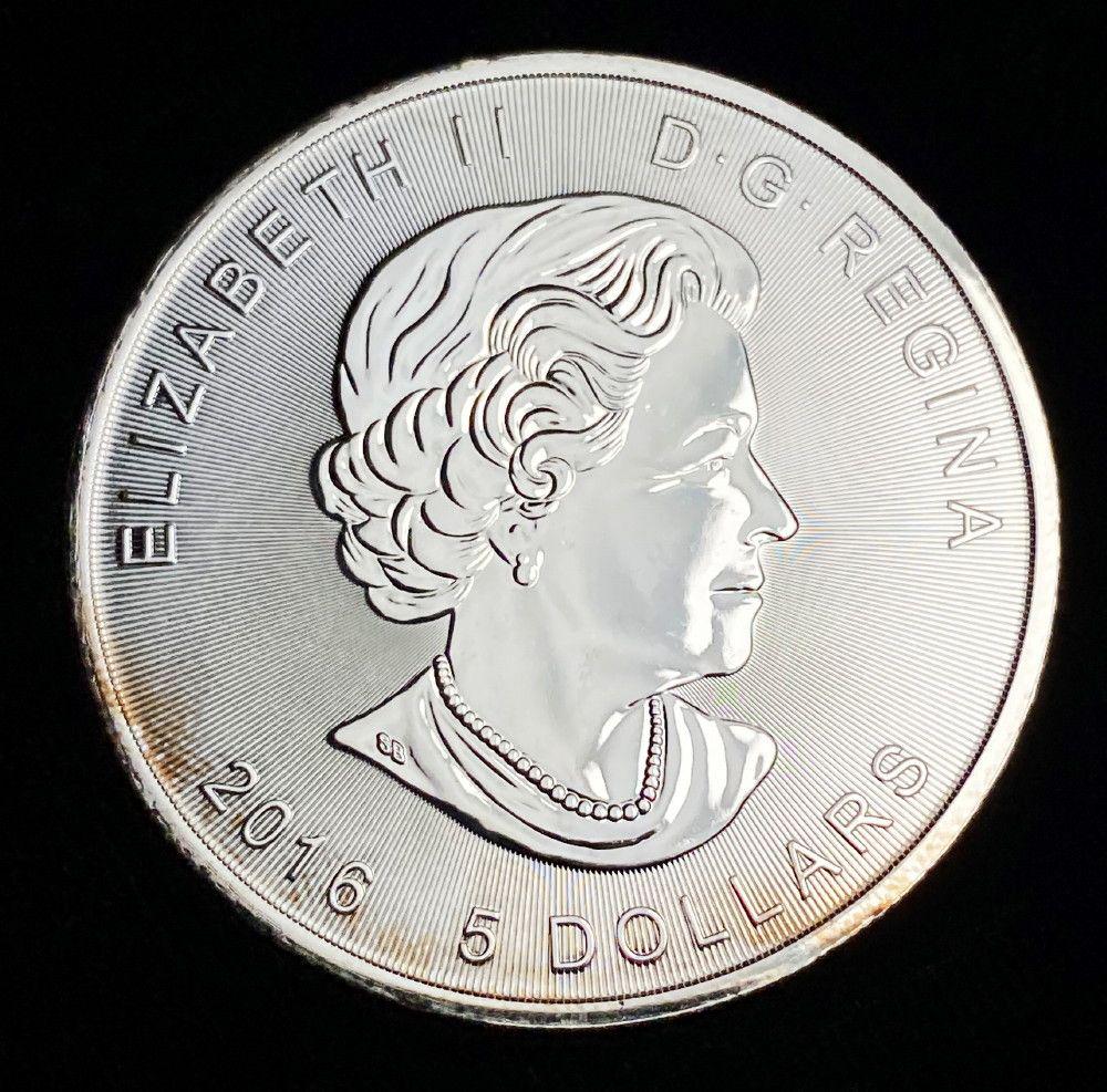 2016 $5 Canada Superman's Shield 1 oz Silver (1 of 2)