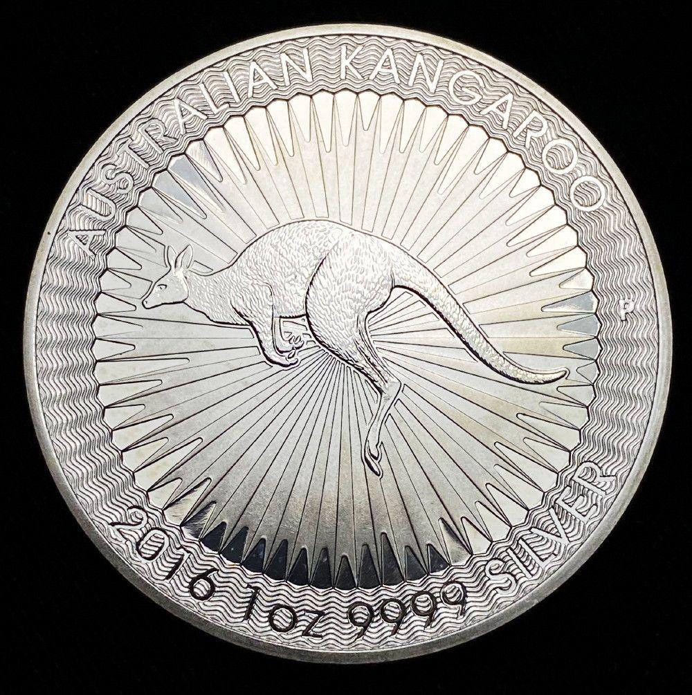 2016 Australia Kangaroo 1 oz Silver (1 of 2)