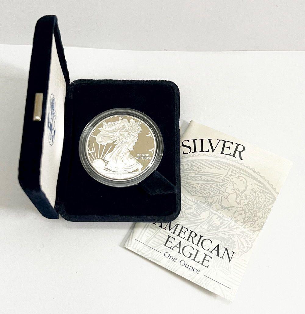 2001-W Proof American Silver Eagle OGP&COA No Outer Box (1 of 5)
