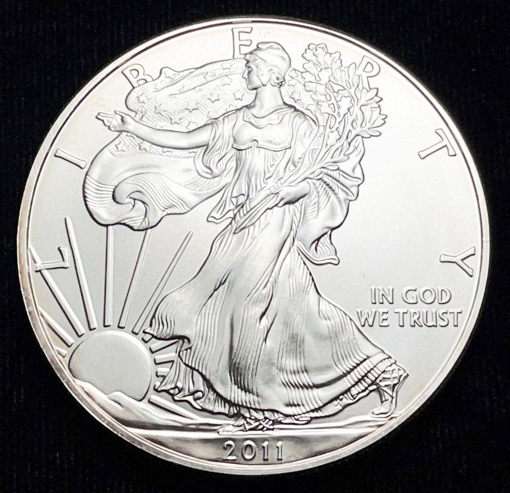 2011 1 oz Silver Eagle (1 of 2)