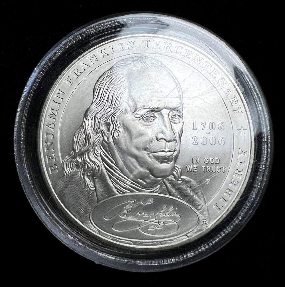 2006 Modern Silver Dollar Commemorative (1 of 2)