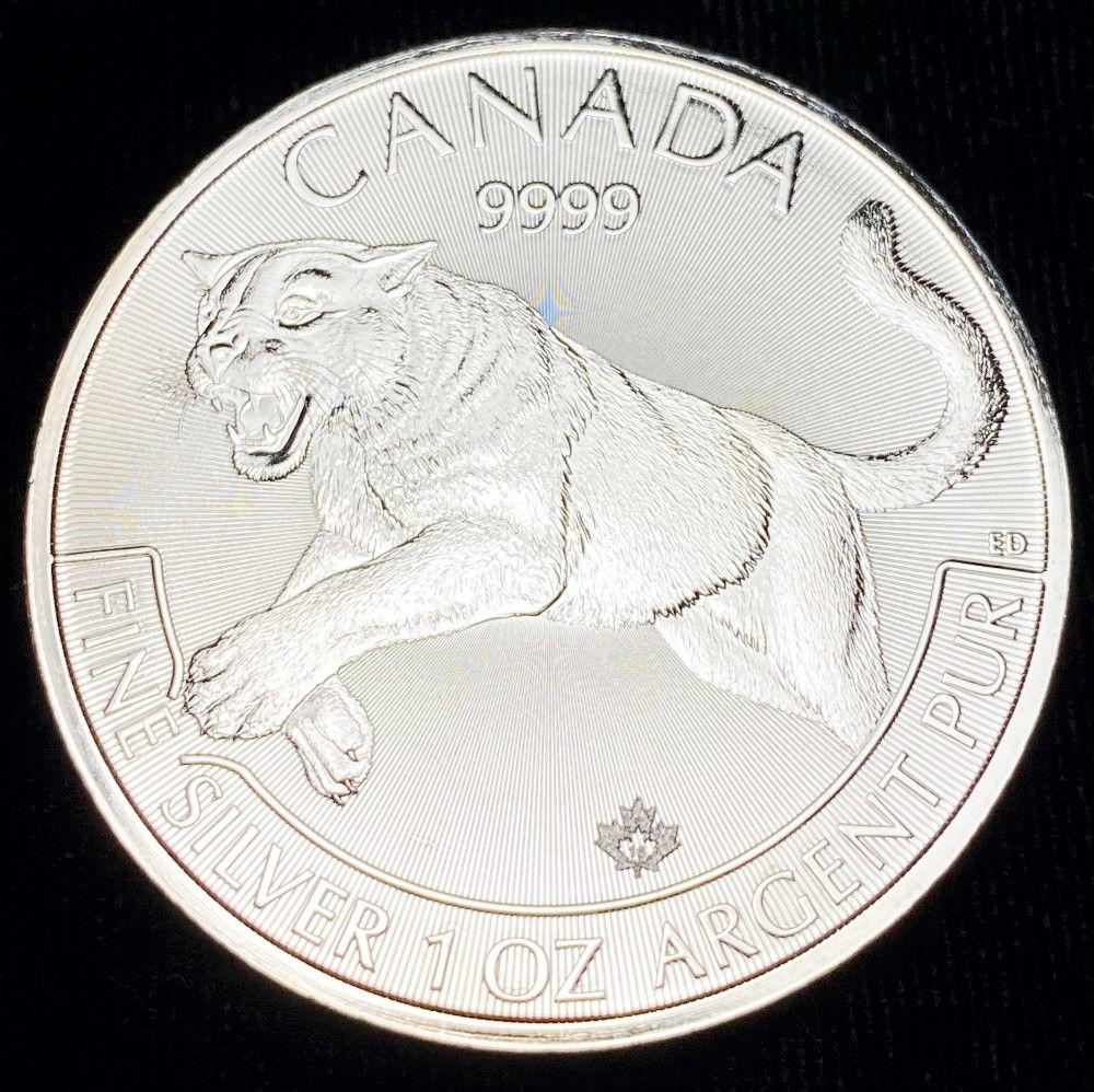 2016 Canada 5 Dollar 1 oz Silver Cougar (1 of 2)