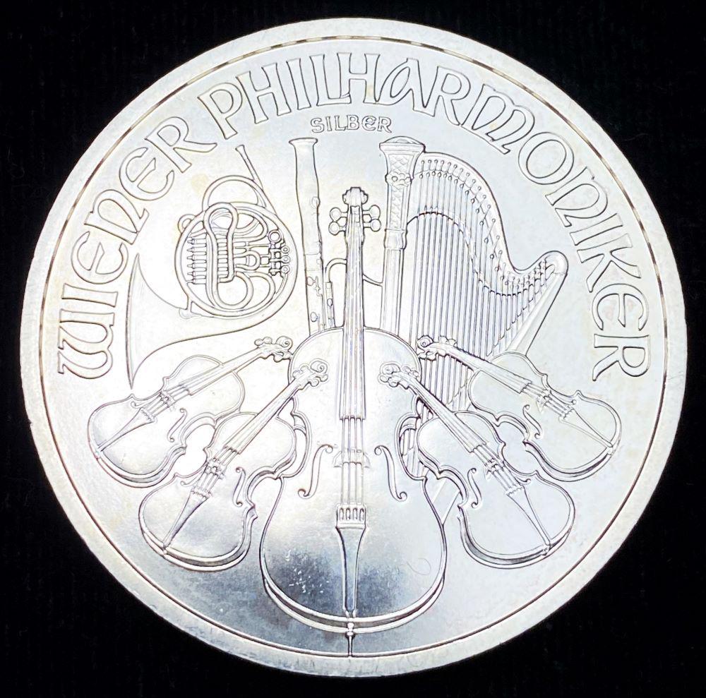 2011 Austrian Philharmonic 1 oz Silver (1 of 2)