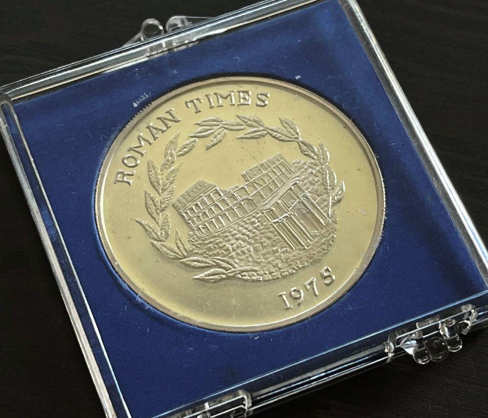 1975 Mardi Gras KOR Roman Times 1 oz Silver (1 of 2)