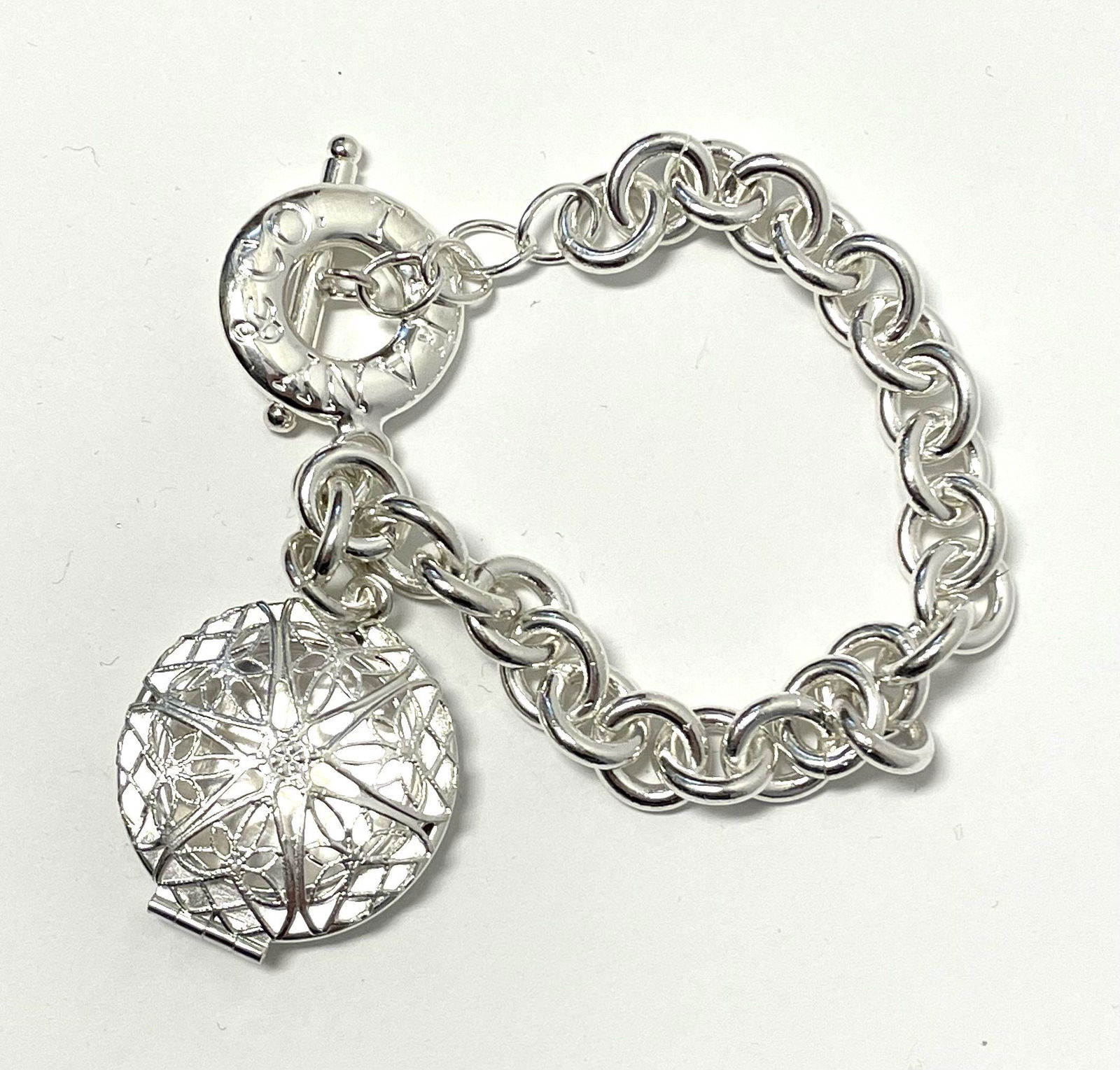 33.2 Gm Tiffany & Co. Sterling Silver Charm Bracelet (1 of 7)