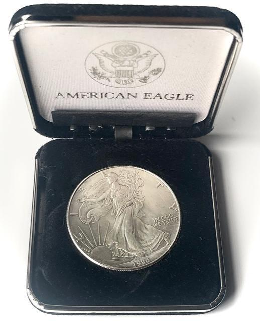 1994 American Silver Eagle 1 oz Coin in Velvet Box (1 of 4)