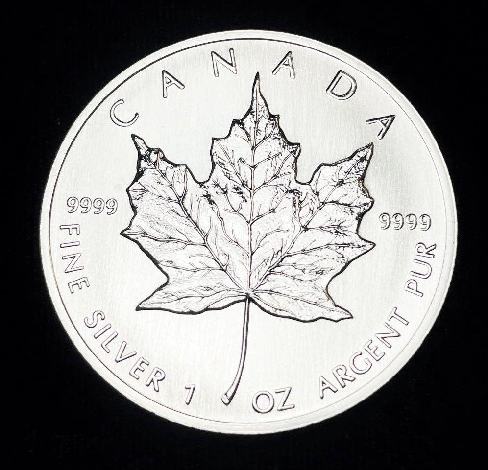 1990 Canada Silver Maple Leaf 1 oz .9999 Fine Proof (1 of 2)