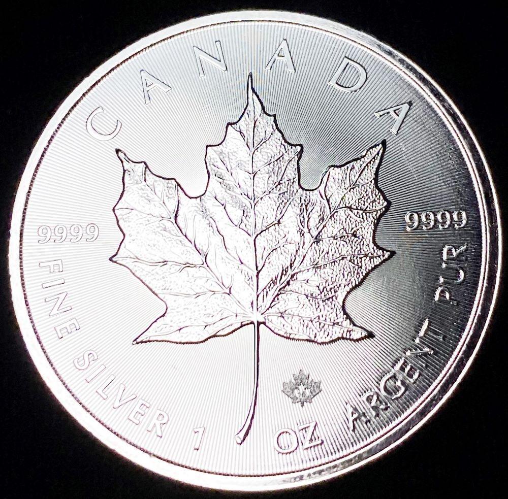 2016 Canada Silver Maple Leaf 1 oz .9999 Fine (1 of 2)