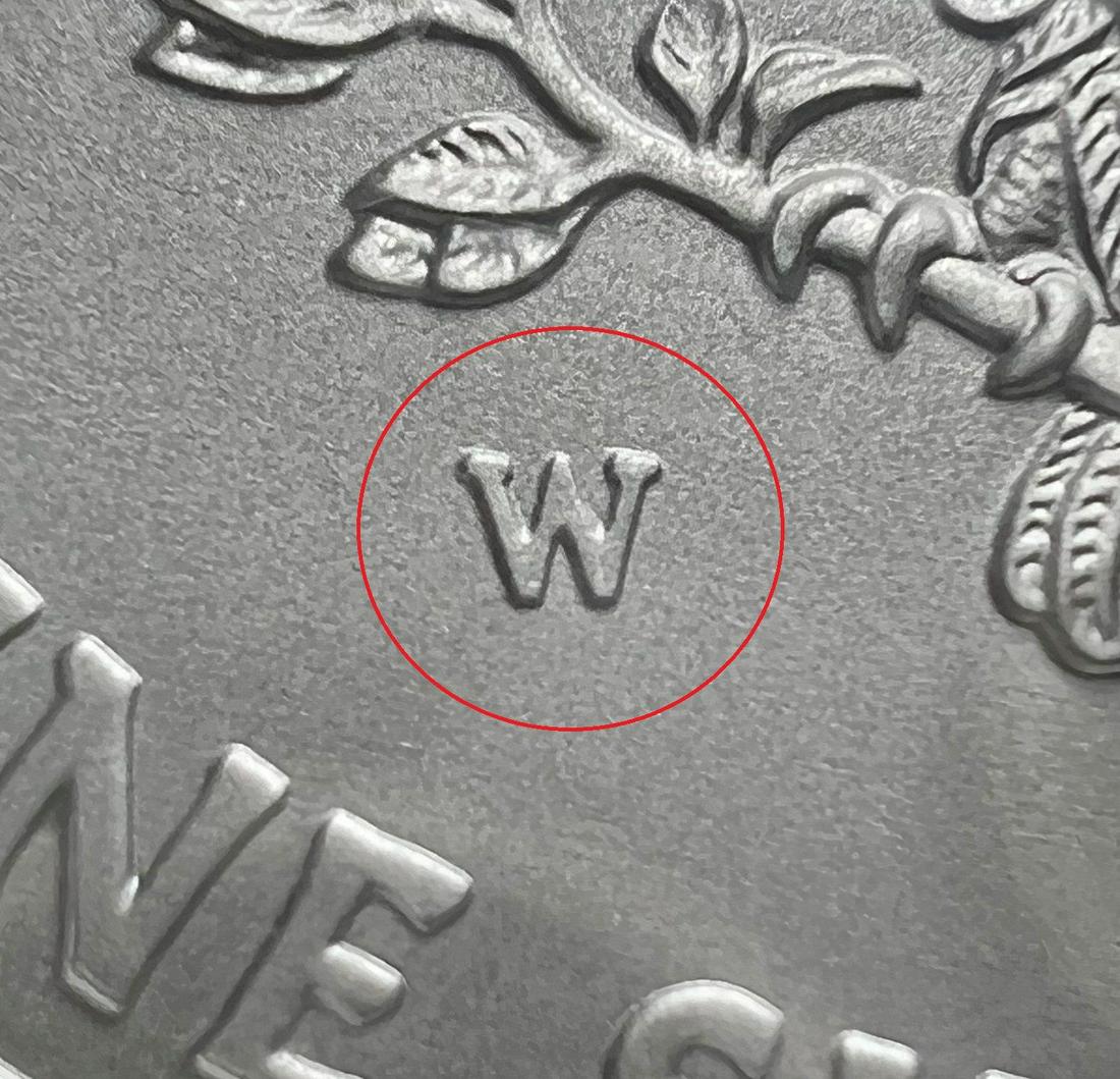 2008-W American Silver Eagle NGC MS69 (1 of 5)