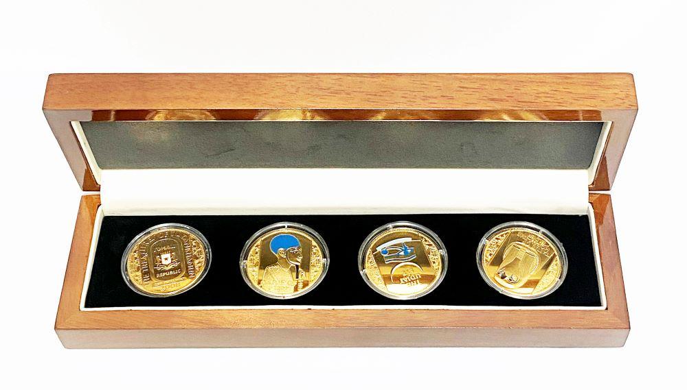 Complete Collection 2008 Somali Republic 250 Schillings: Winner shall receive the exact box (4-coins) shown here. (RR/B)