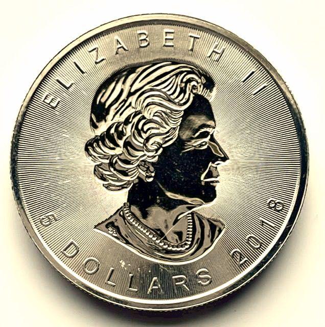 2018 Canada Silver Maple Leaf $5 Coin .9999 Fine (1 of 2)