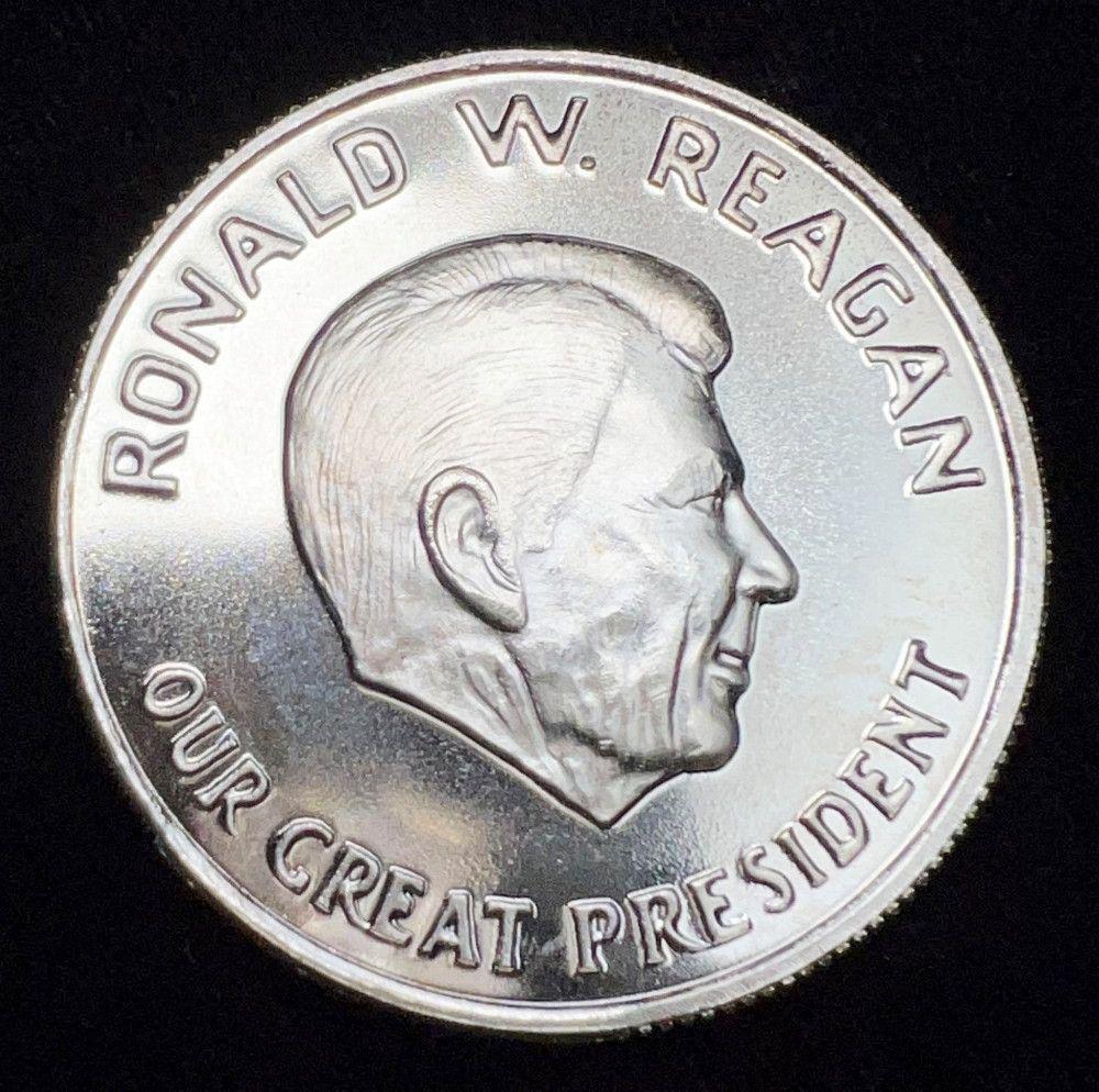 Ronald W. Reagan 1 ozt Silver (1 of 2)