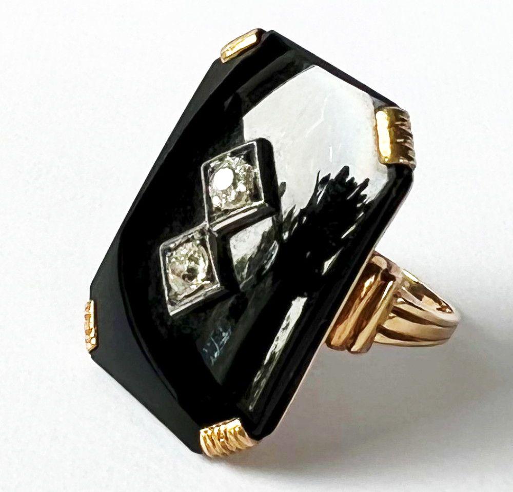Size 6 10K Gold Ring (2) 15 Point Diamonds & Black Onyx (1 of 9)