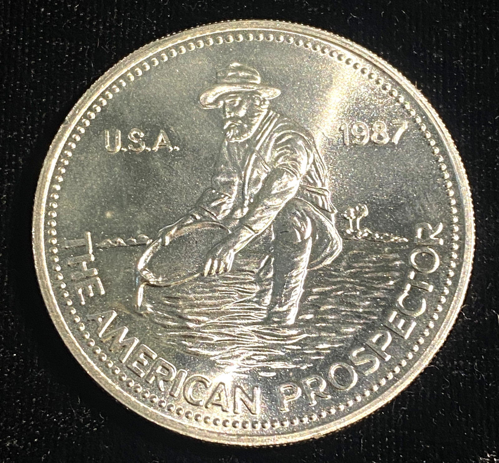1987 Engelhard Prospector 1ozt .999 Silver Round (1 of 2)