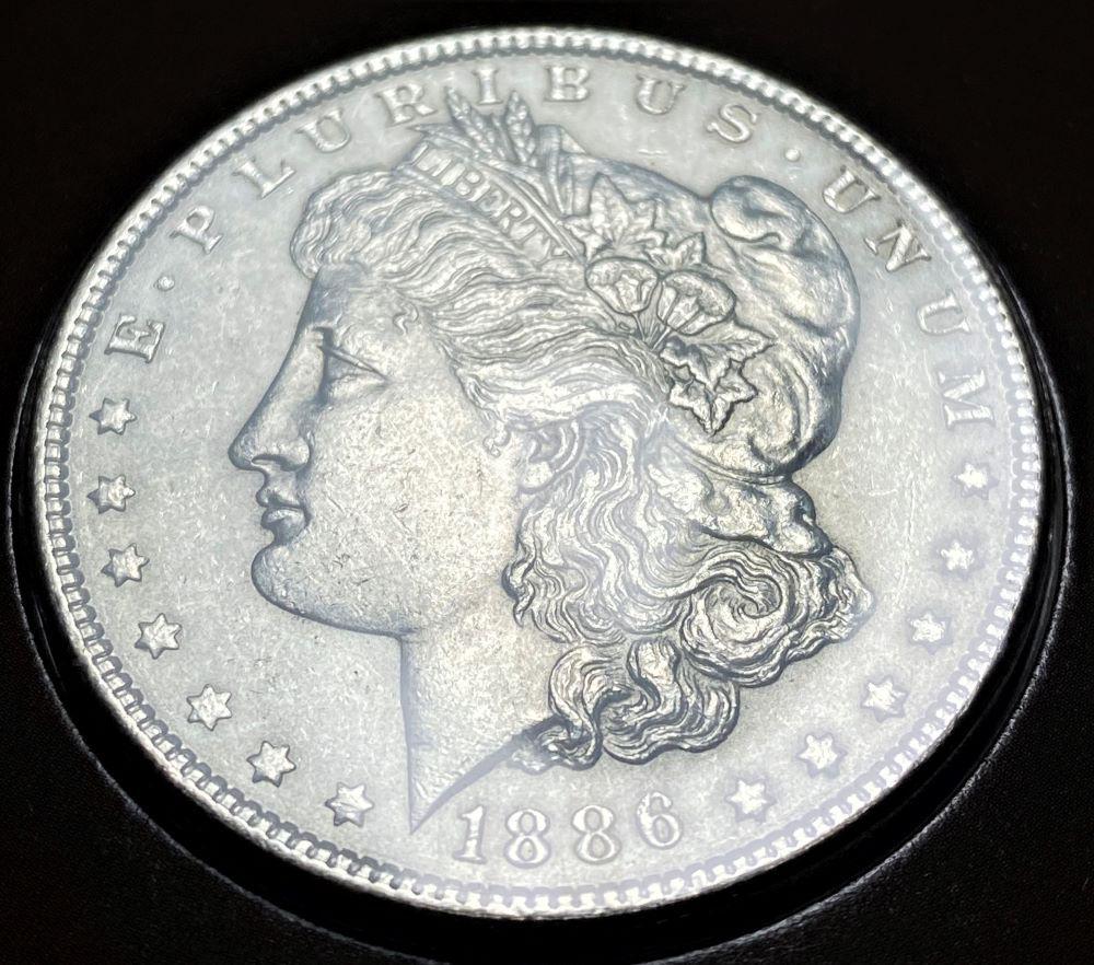 1886 Mint Condition Morgan Silver Dollar Annie Oakley (1 of 5)