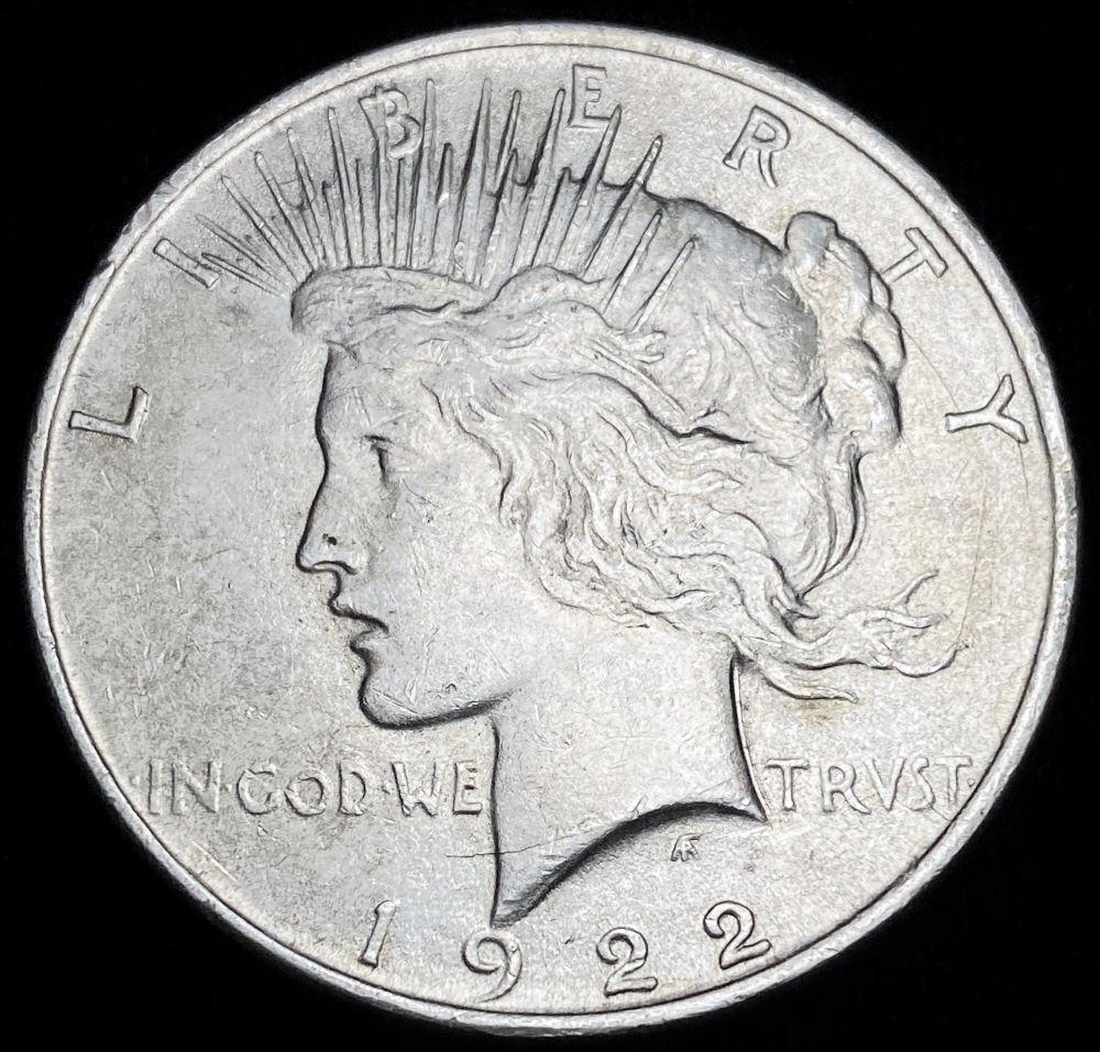 1922 Peace Silver Dollar Almost Mint (1 of 2)