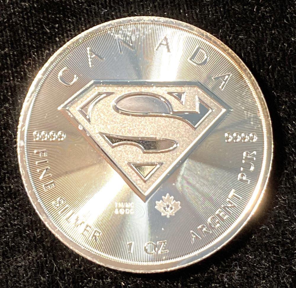 SUPERMAN 2016 Canada 1 ozt .999 Silver 5 Dollar Coin (1 of 2)