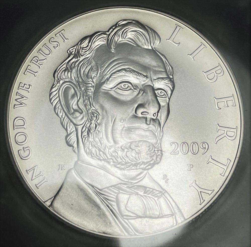 2009-P Abraham Lincoln U.S. Silver Commemorative Dollar MS70 (1 of 4)