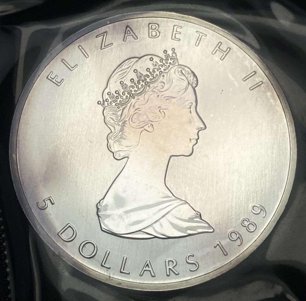 1989 Canada $5 Maple Leaf 1 ozt .9999 Silver: Winner shall receive the exact coin shown here. (RR/B)
