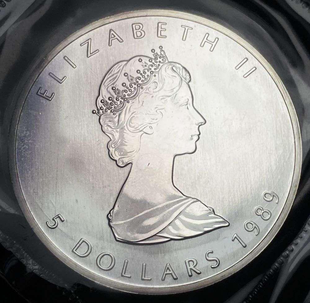 1989 Canada $5 Maple Leaf 1 ozt .9999 Silver: Winner shall receive the exact coin shown here. (RR/B)