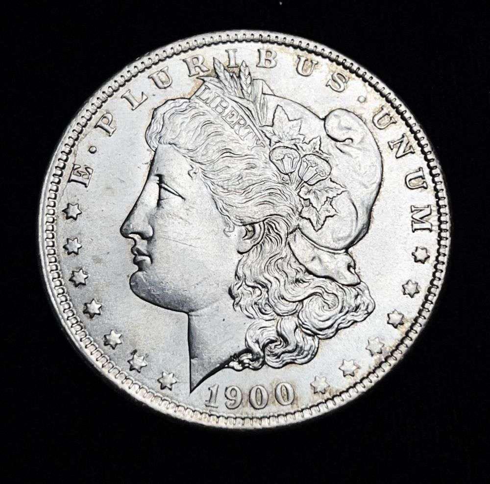 Last Minute! 1900-O Morgan Silver Dollar MS64 (1 of 2)