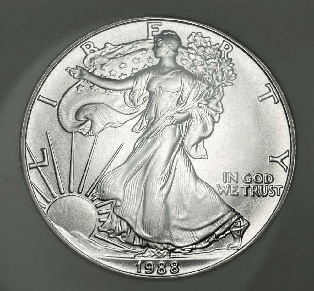 1988 American Silver Eagle NGC MS69 (1 of 4)