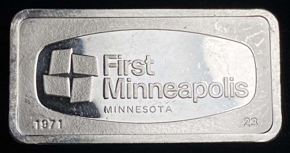 The Franklin Mint "First Minneaplois Minnesota" 1000 Grains Sterling Silver Bar (1 of 3)