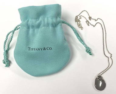 Tiffany & Co. Elsa Peretti Oval Pendant Necklace .925 Sterling Silver: This necklace is 16 inches long. Winner shall receive the exact item shown here. (RR)