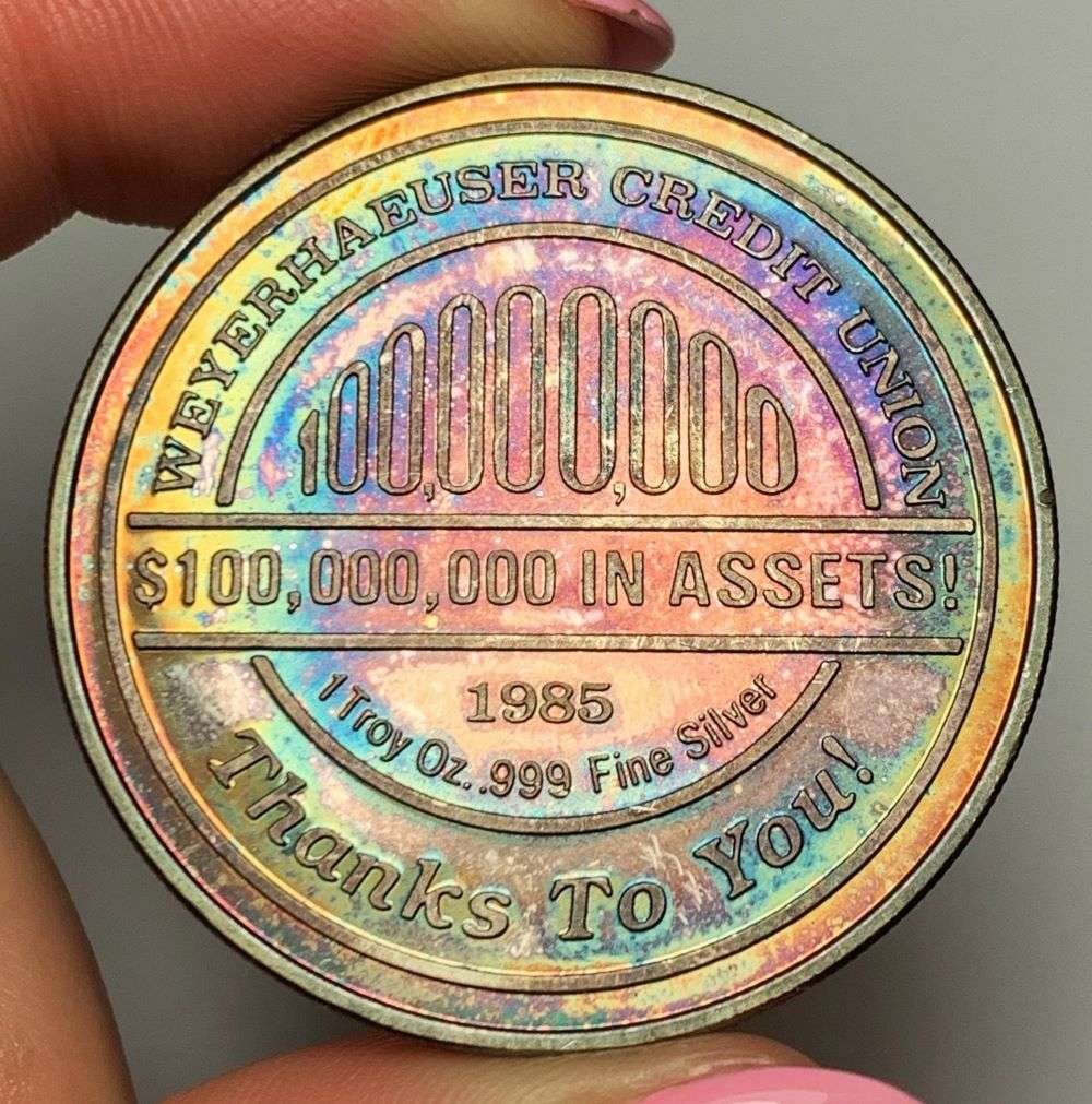 Rainbow 1985 "Weyerhaeuser Credit Union" 1 ozt .999 Silver: Winner shall receive the exact coin shown here. (JM/B)