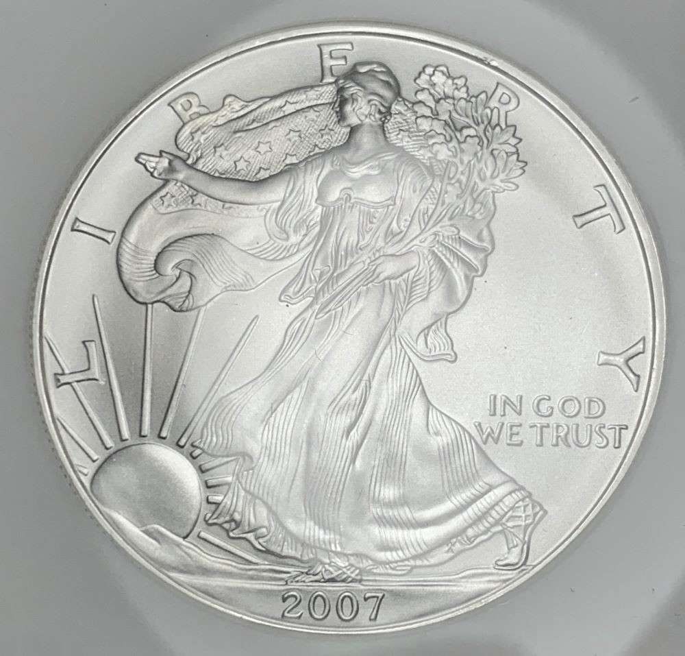2007 American Silver Eagle NGC MS69 (1 of 4)