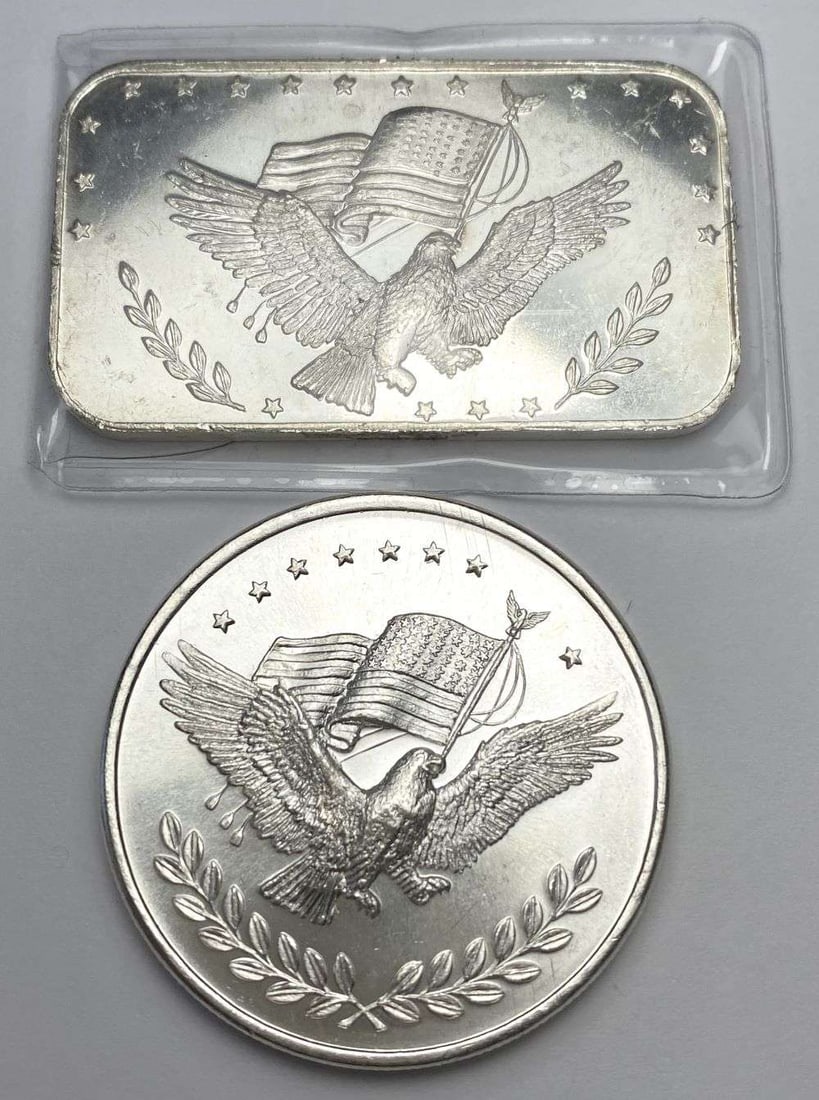 (2) American Flag Eagle 1 ozt .999 Silver Trade Unit Bar / Round (1 of 2)