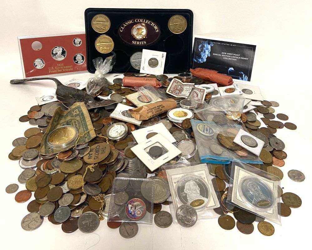 Rare? Coin Hoard Liquidation Sale 12 lbs 9.9 oz: No two junk lots are the same! There are tons of unique little treasures to be found among these pieces. ALL JUNK LOTS ARE NON-RETURNABLE. Winner of this lot will be charged a $50 flat fee for shippin
