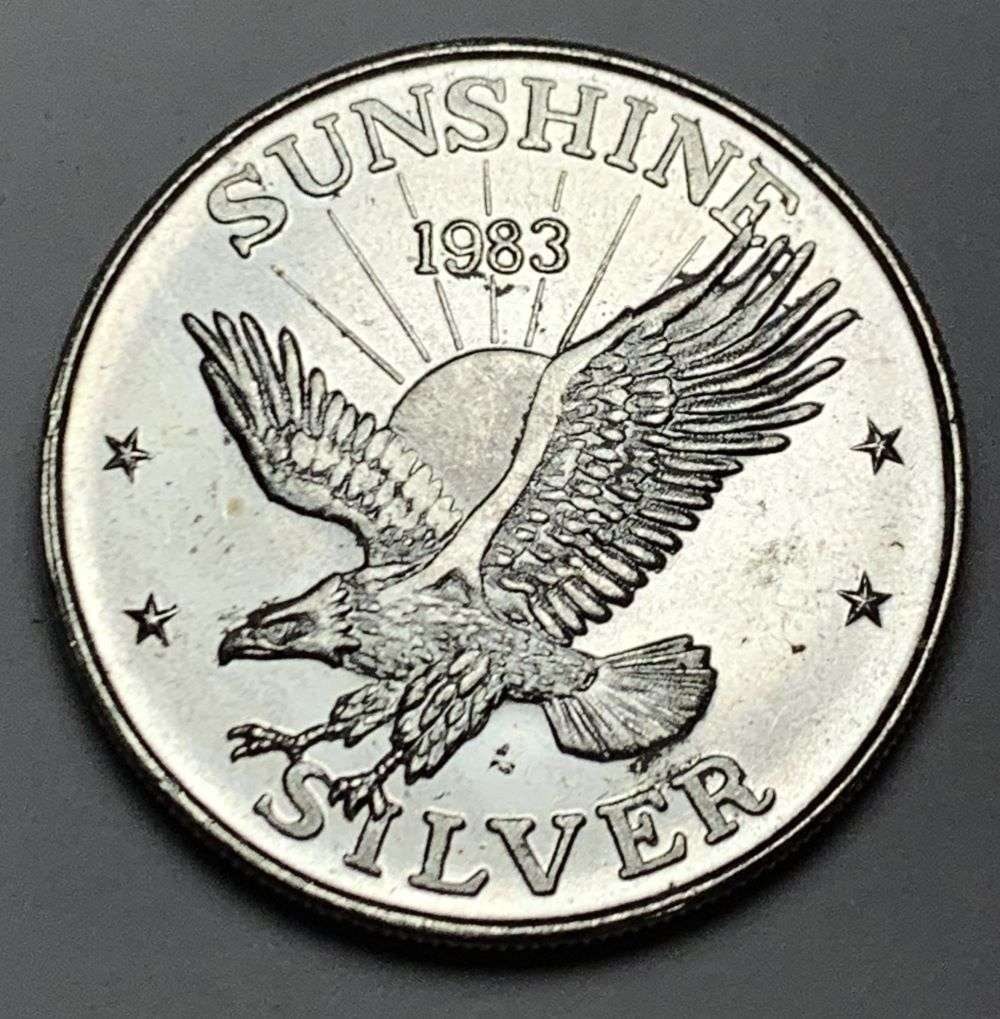 1983 Sunshine Mining Eagle 1 ozt .999 Silver (1 of 2)
