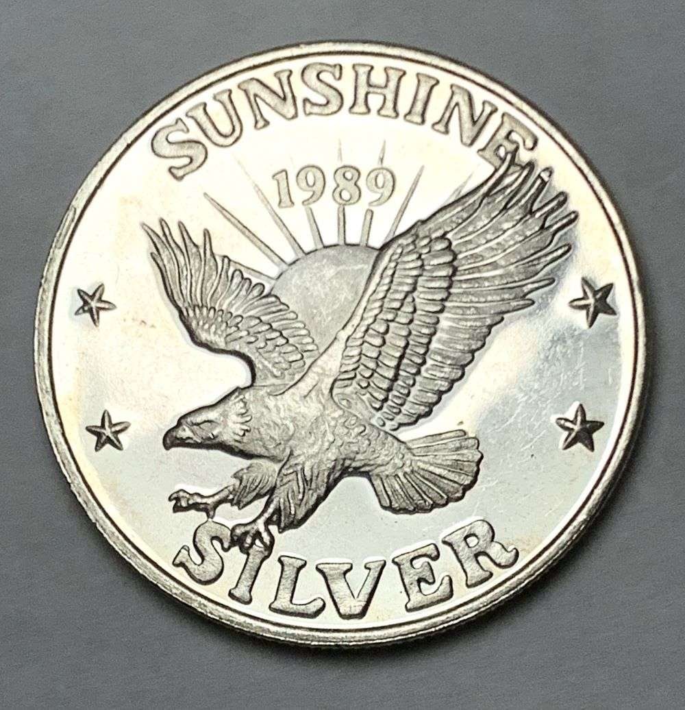 1989 Sunshine Mining Eagle 1 ozt .999 Silver (1 of 2)