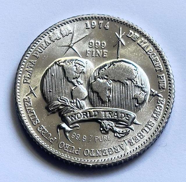 1974 International Universal Trade Unit 1 ozt .999 Silver (1 of 2)