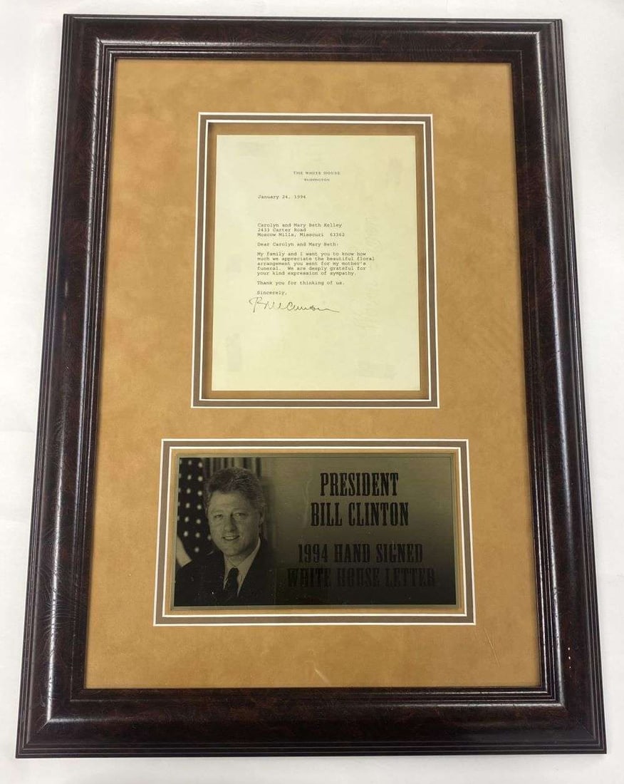 1994 President Bill Clinton Hand Signed White House Letter: Winner shall receive the exact item shown here. (CD/TVC=LBB)