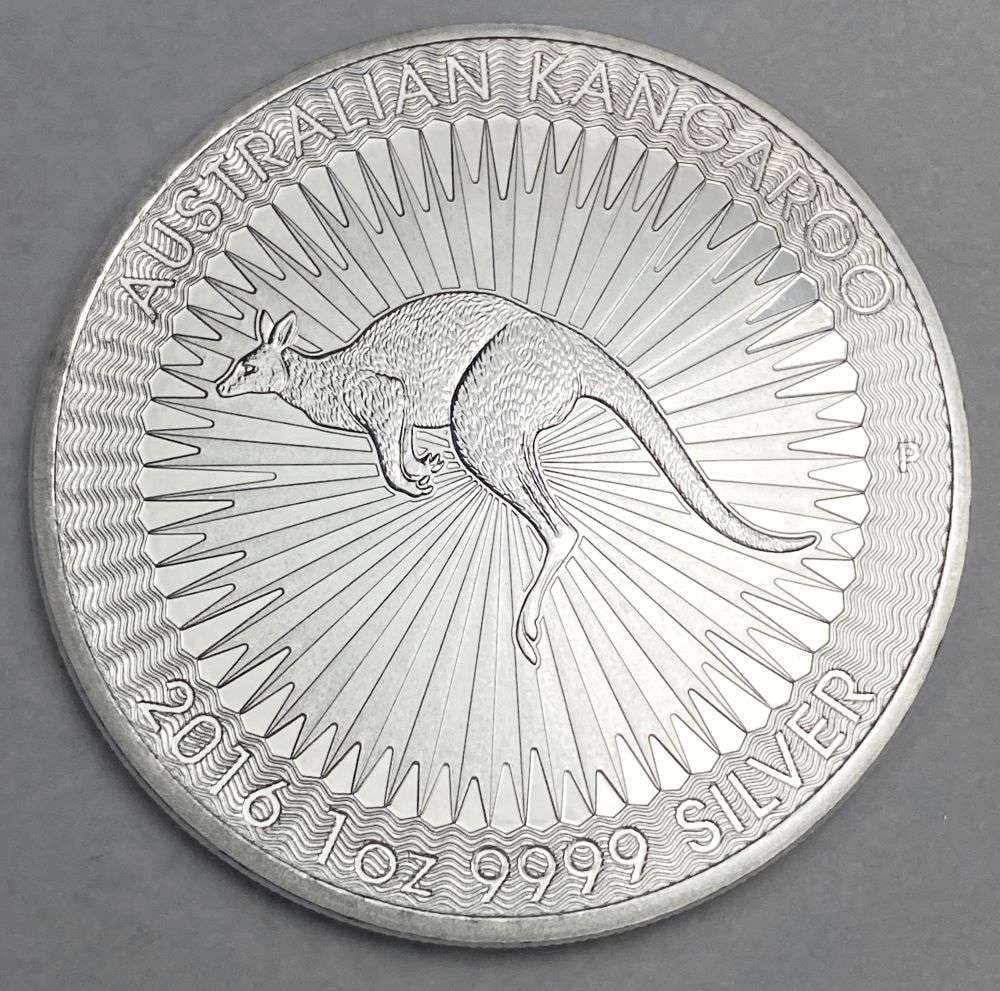 2016-P Australia Kangaroo 1 ozt .9999 Silver Dollar (1 of 2)