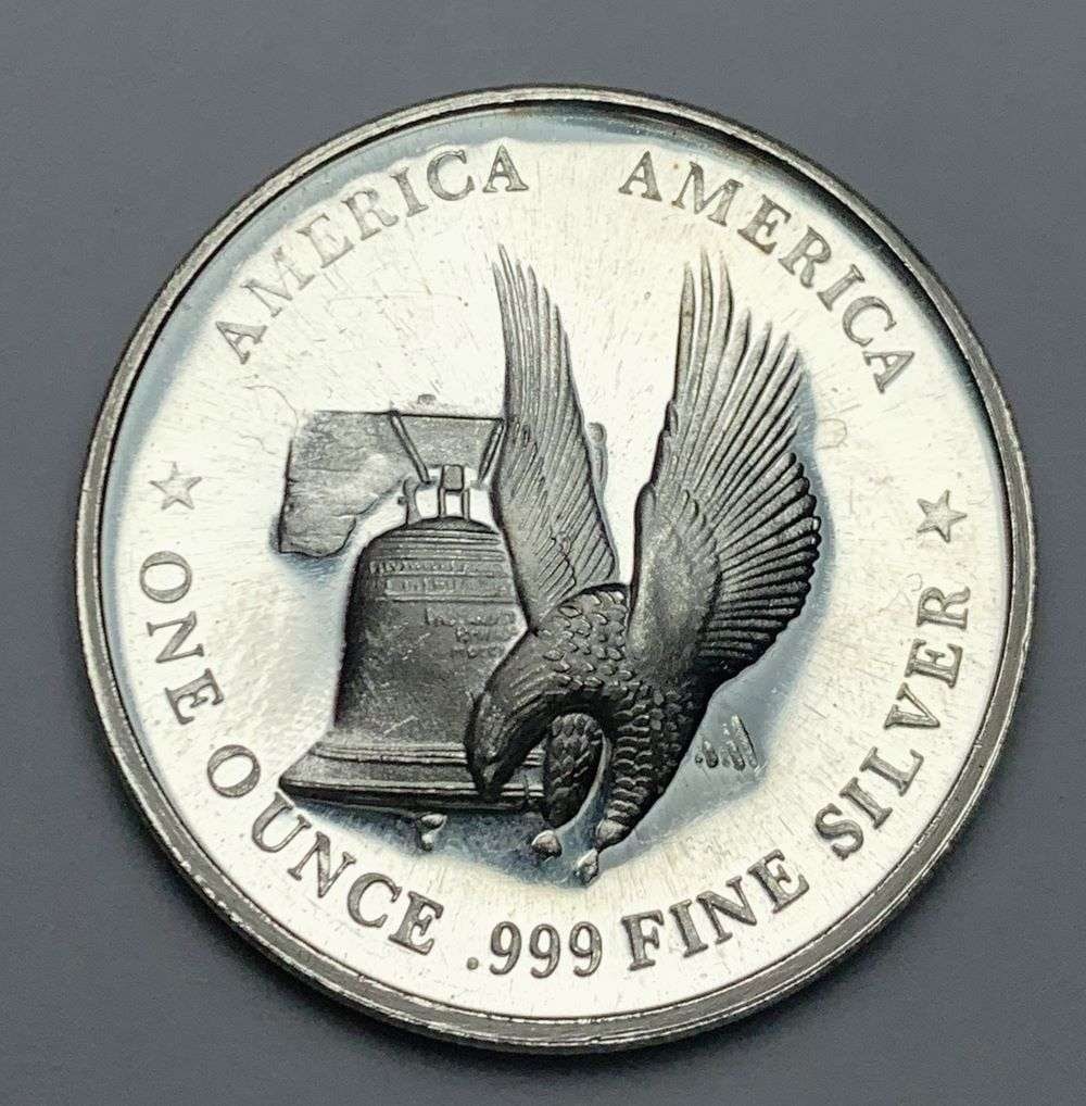 America America 1 ozt .999 Silver Trade Unit (1 of 2)