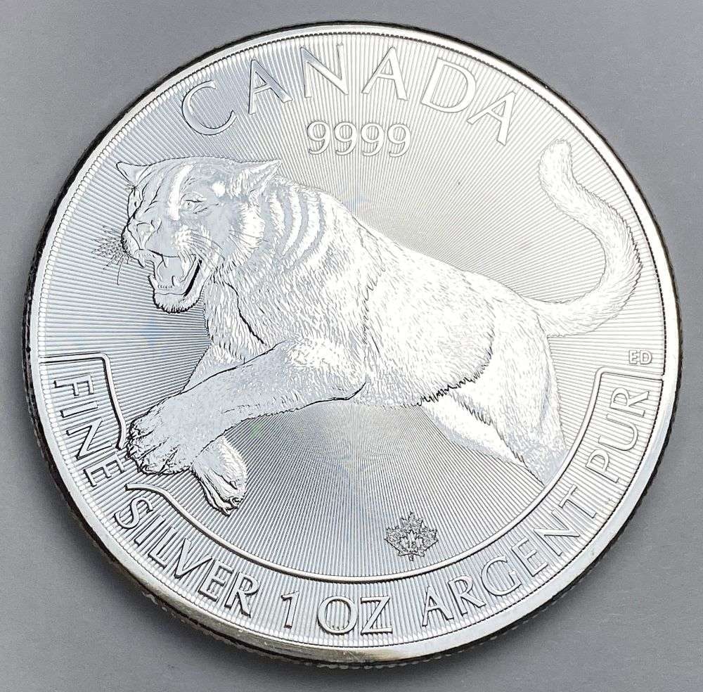 2016 Canada $5 Cougar 1 ozt .9999 Silver (1 of 2)