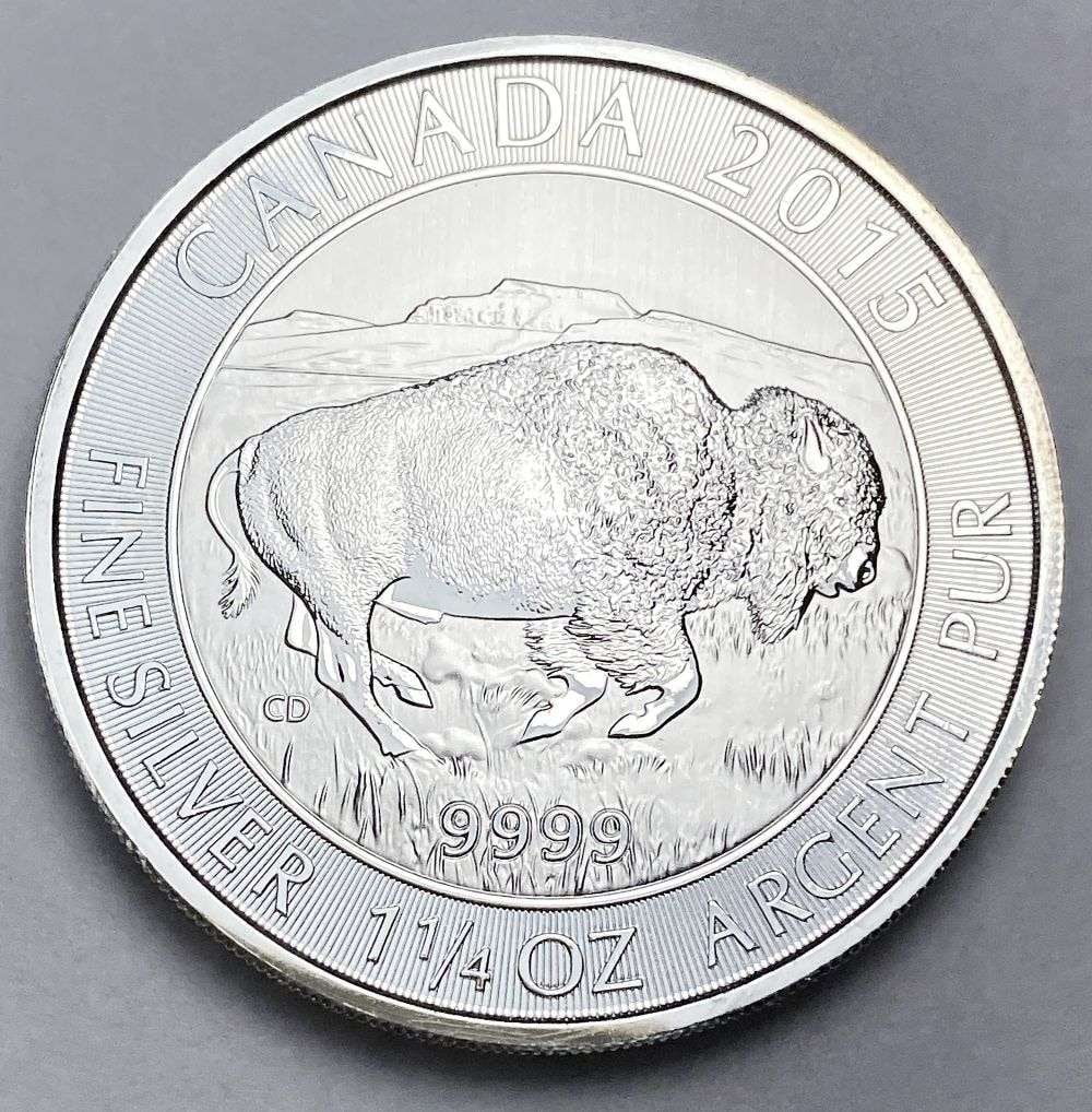 2015 Canada $8 Bison 1.25 ozt .9999 Silver (1 of 2)