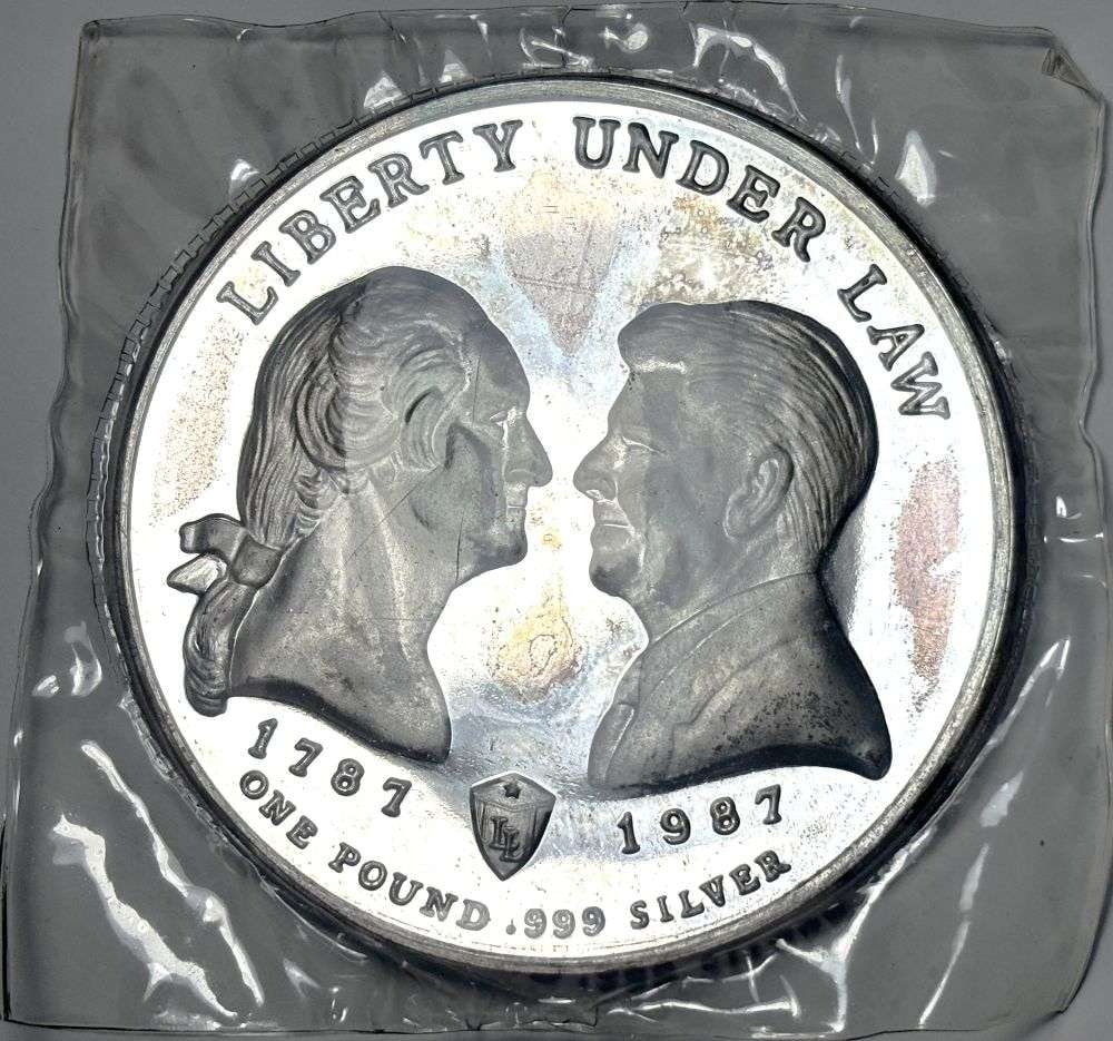 Rare! One Pound 1787-1987 Bicentennial Reagan .999 Silver: This coin is sealed in its original mint plastic. Winner shall receive the exact coin shown here. (HN/PFR)